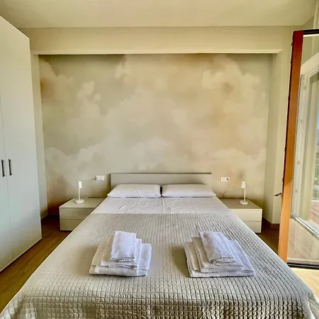 アパート Interno 5 -