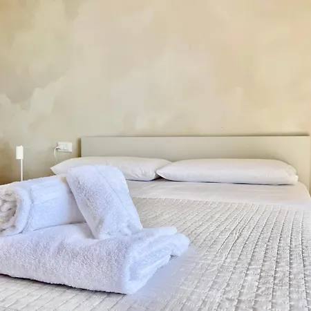 Interno 5 - * Sarzana