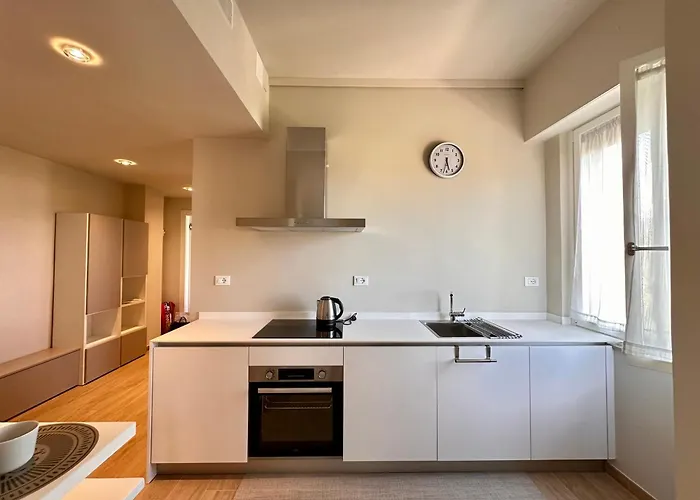 Interno 5 - Appartamento Sarzana