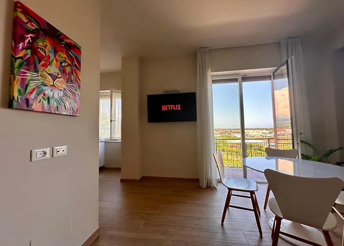 Interno 5 - * Sarzana