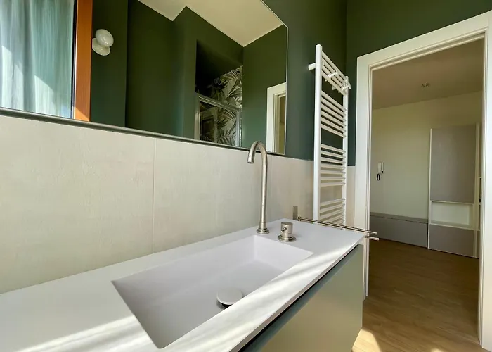 Interno 5 -